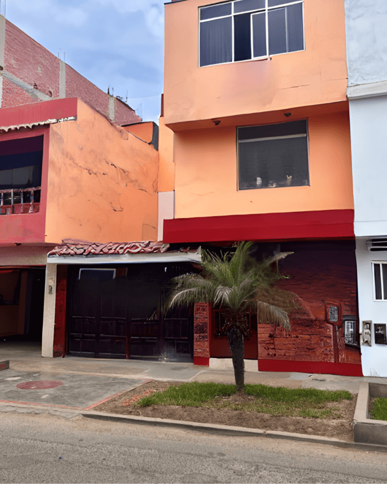 🏡 ¡SE VENDE CASA EN LOS OLIVOS– IDEAL PARA INVERSIONISTAS💰✨